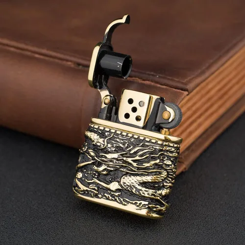 Miniatura 6 de Armadura dragón chino creativo estilo antiguo brazo de elevación queroseno resistente al viento encendedor (dorado)