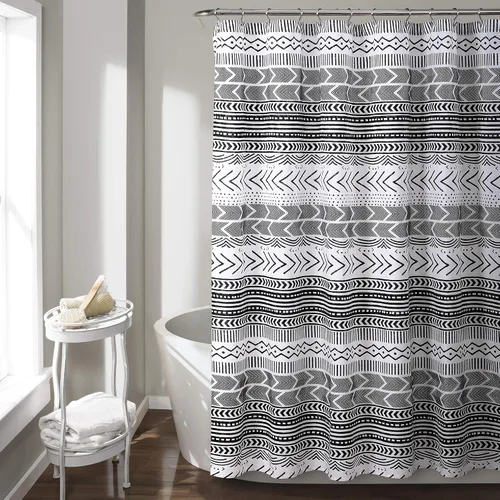 Lush Decor Hygge Geo - Cortina de ducha, 72 pulgadas de ancho x 72 pulgadas de largo, color negro/blanco, cortina para baño, decoración de baño a
