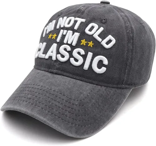 Miniatura 26 de Divertidos regalos de jubilación o cumpleaños sombreros para hombres y mujeres, gorra de béisbol clásica I'm Not Old Regalos para papá, abuelo