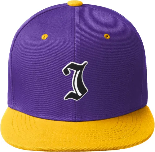 Miniatura 119 de Daxton Gorra clásica con visera de billete plano con letras del alfabeto inglés antiguo de la A a la Z