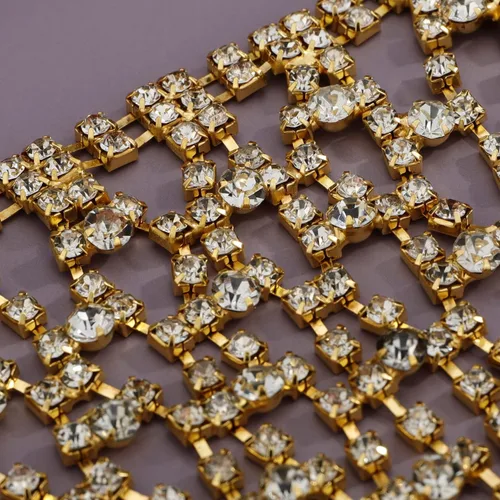 Miniatura 5 de YERTTER Pulsera dorada con diamantes de imitación para boda, cadena de dedo de cristal brillante con anillo de arnés, cadena de mano, eslabones