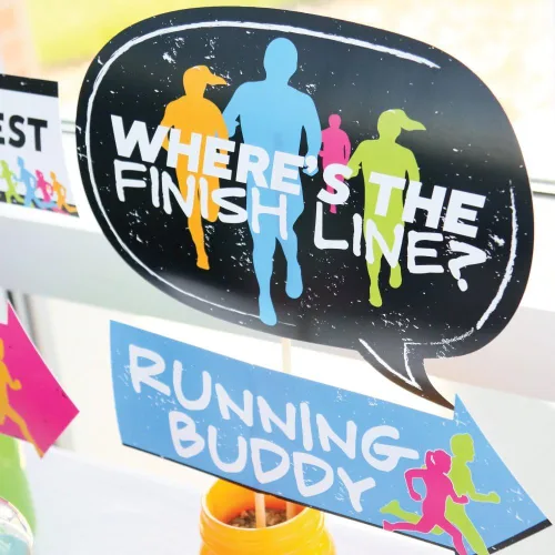 Miniatura 5 de Big Dot of Happiness Set The Pace - Kit de accesorios divertidos para cabina de fotos para fiesta de correr, 10 piezas, decoración de fiesta