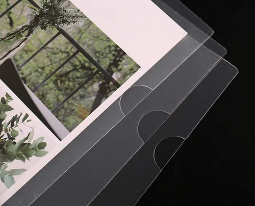 Miniatura 4 de YoeeJob Paquete de 15 carpetas transparentes para documentos de 8.5 x 11 pulgadas y hojas A4, carpetas de plástico tipo L para protección y Claro