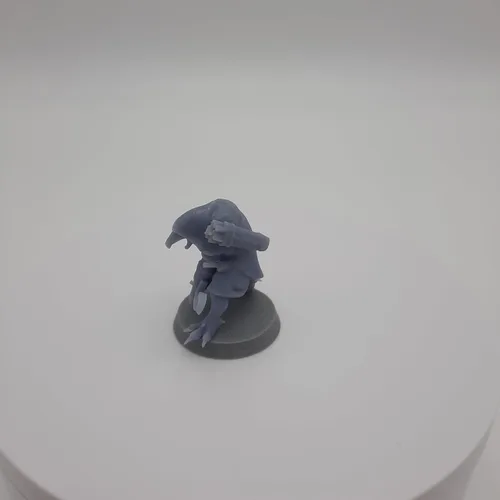 Miniatura 4 de Kenku - Ravenfolk - HERO Creations - RPG - Calabozos y dragones - DnD - Pathfinder - Diorama - figura en miniatura (gris/sin pintar) (Ranger (Prime))