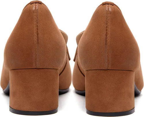 Miniatura 3 de FEMSTEP Mocasines de tacón bajo para mujer, con puntera puntiaguda, de piel mate, de 1.5 pulgadas