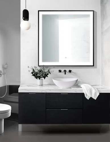 Miniatura 3 de Krugg Soho Espejo LED enmarcado para baño Espejo de tocador iluminado incluye atenuador y desempañador Montaje en pared vertical u horizontal