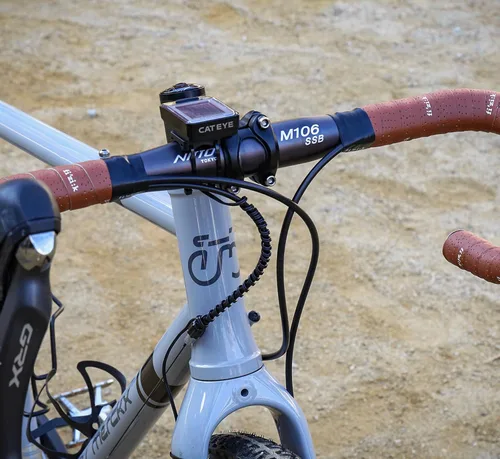 Miniatura 18 de CATEYE Computadora de bicicleta con cable - Velocímetro y odómetro de nivel básico, perfecto para ciclistas principiantes, arranque y parada