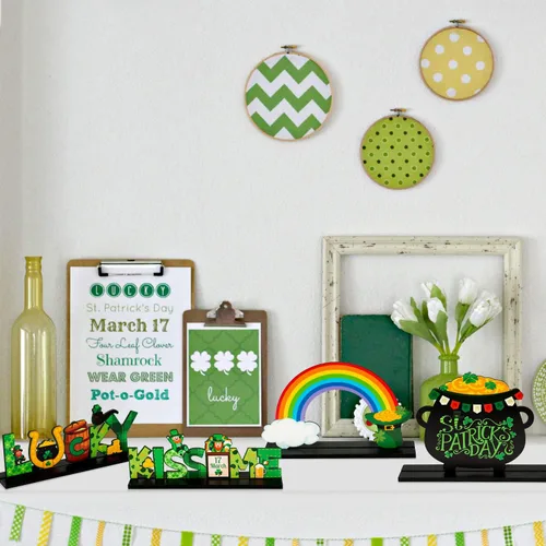 Miniatura 5 de WATINC 4 piezas de decoración de mesa de madera del día de San Patricio, decoración de centro de mesa de madera de trébol, bandeja escalonada
