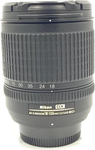 Nikon Lente Nikkor con zoom ED-IF AF-S DX de 0.709-5.315 in f/3.5-5.6G para cámaras réflex digitales Nikon - Caja blanca (embalaje a granel)