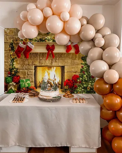 Miniatura 4 de Mocsicka Telón de fondo de chimenea de Navidad de 7 x 5 pies, caja de regalo de árbol de Navidad, botas rojas, fondo adornado, fondo de fotografía