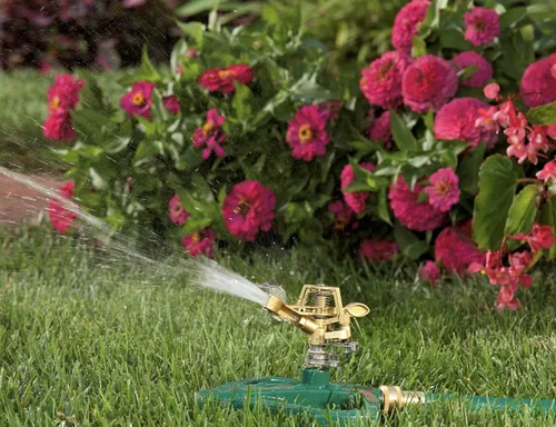 Rocky Mountain Goods Rociador de impacto pulsante con base de metal, rociador de larga distancia de hasta 60 pies de diámetro para grandes
