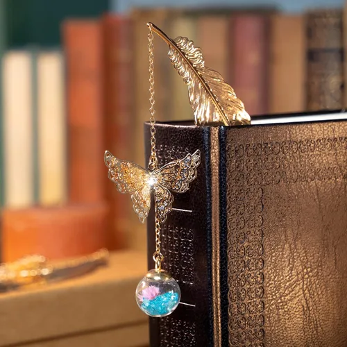 Miniatura 4 de Toirxarn Marcapáginas de Pluma Dorada para Mujeres con Colgante de Mariposa y Caja de Regalo – Ideal para Amantes de los Libros, Bibliotecarios