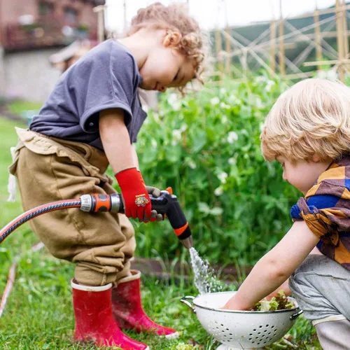 Miniatura 4 de COOLJOB 3 pares de guantes de jardinería para niños pequeños de 3 a 5 años, guantes de trabajo de goma con agarre para niños y niñas, rojo, verde