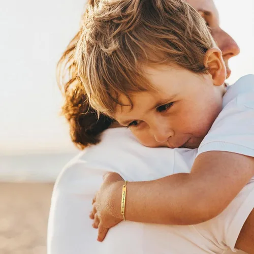 Miniatura 97 de Pulsera de barra para bebé: chapado en oro de 18 quilates, pulsera con placa de identificación personalizada para niños pequeños de mamá, nombre