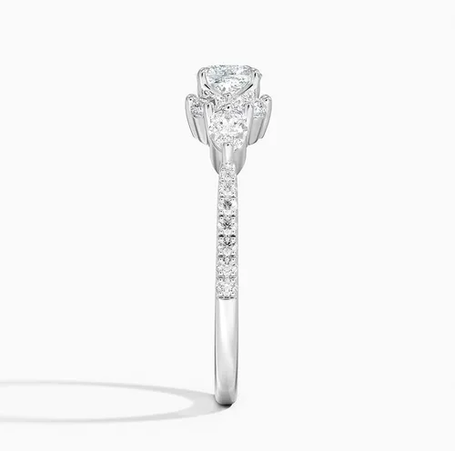 Miniatura 2 de Anillo de compromiso de diamante creado en laboratorio de 1.06 quilates con diseño de cojín blanco de 1.06 quilates con diamantes de laboratorio