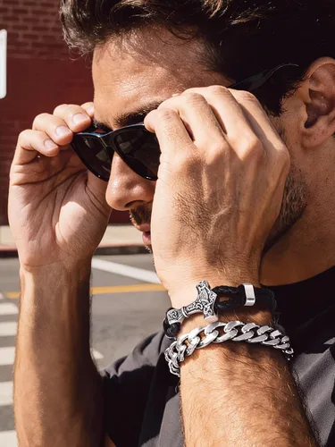 Miniatura 6 de Bandmax Pulsera trenzada de cuero negro para hombre con colgante gótico punk, pulsera de cuero con hebilla de acero inoxidable, paquete de regalo