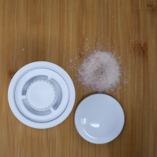 Miniatura 5 de Kyocera Juego de 2 molinos de pimienta, sal, semillas y especias con molinillo de cerámica avanzado ajustable, blanco brillante/verde manzana