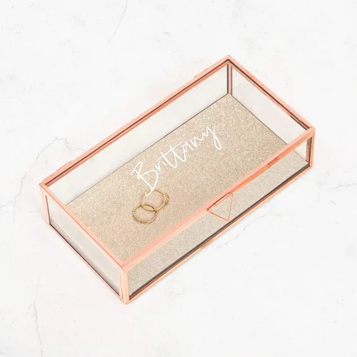 Miniatura 3 de WEDDINGSTAR Organizador de joyero de cristal rectangular grande personalizado Bordes de oro rosa - Fuente de guión