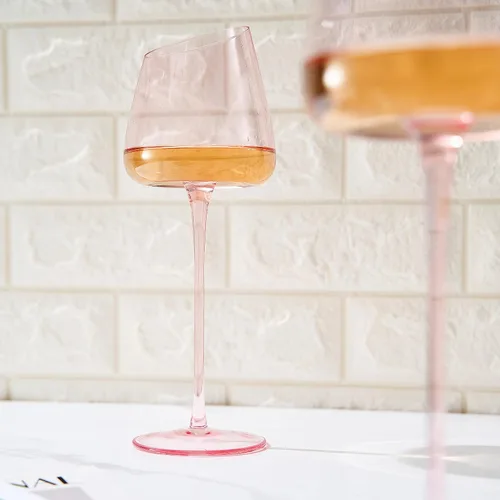 Miniatura 3 de Khen Copas de vino rosa, regalo Juego de 2 Cristalería inclinada de 18 onzas color rubor rosa, vidrio de tallo alto, regalos para esposa, novia