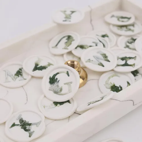 Miniatura 8 de Sello de cera del alfabeto K, sello de cera de hojas de eucalipto con letra K para sellar ceras, kit de sello de invitación de fiesta y tarjeta