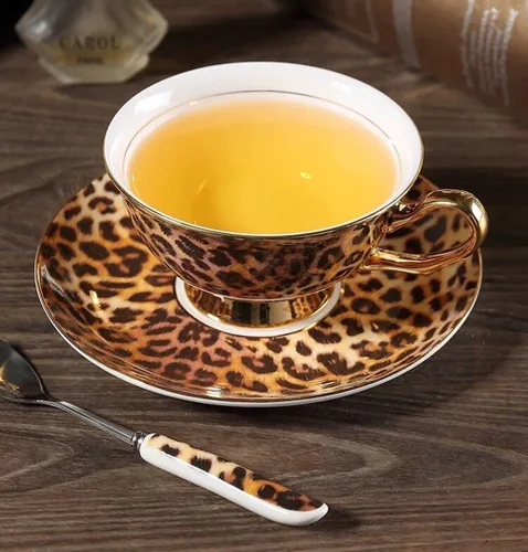 Miniatura 2 de YBK Tech - Juego de tazas y platillos de porcelana estilo europeo, taza de café de cerámica para el hogar, cocina, boda (patrón de leopardo)