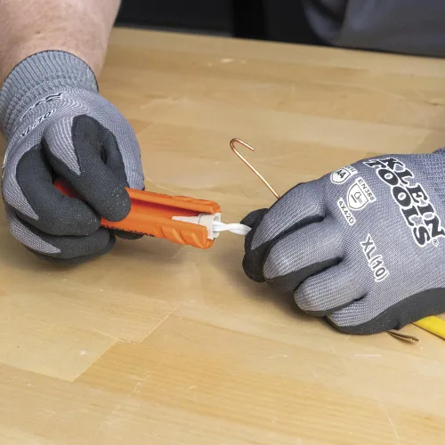 Miniatura 9 de Klein Tools L1412 Herramienta de pelado de cables 5 en 1 para 12-14 AWG, destripador de cables NM (Romex 12/2 y 14/2), magnético con orificio