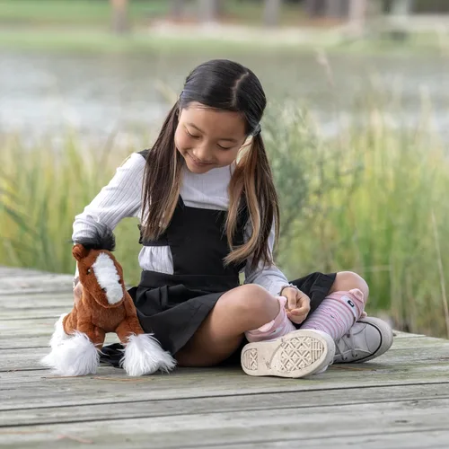 Miniatura 4 de The Petting Zoo Caballo Clydesdale de Pie Animal de Peluche, Regalos para Niños, Wild Onez Animales de Granja, Juguete de Peluche de Caballo Marrón