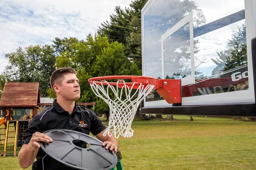 Miniatura 20 de Goalrilla El bloqueador de llantas de baloncesto protege tu aro con un sistema de bloqueo, color negro