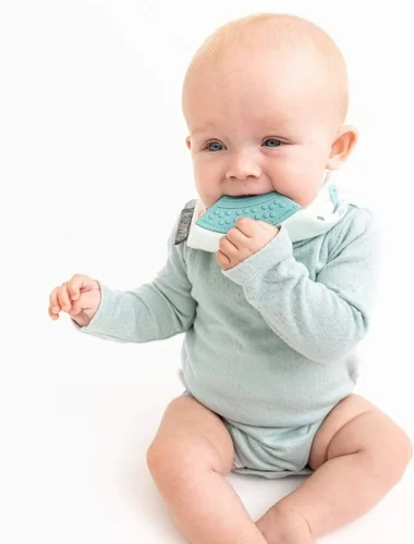 Miniatura 5 de Cheeky Chompers Neckerchew babero de dentición, babero estilo bandana 2 en 1 con mordedor de silicona de grado alimenticio Animales descarados