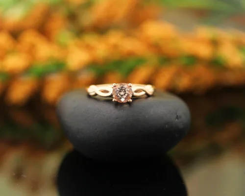 Miniatura 2 de Anillo de compromiso con solitario estilo infinito de morganita natural en oro rosa de 10 quilates