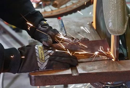 Miniatura 5 de Guantes de trabajo Ironclad Command Grip; guantes para pantalla táctil, palma y dedos conductivos, agarre extremo, duradero, buen rendimiento Negro