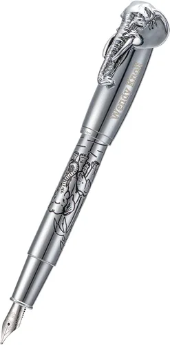 Miniatura 2 de Fuliwen - Pluma estilográfica personalizada de punta media, cuerpo de acero inoxidable plateado, patrón de elefante, regalo personalizado con bolsa