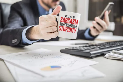 Miniatura 2 de CBTwear My Level Of Sarcasm Depends on Funny Sarcasm Depends on Funny Sarcástico de cerámica, decoración de escritorio inspiradora para la oficina