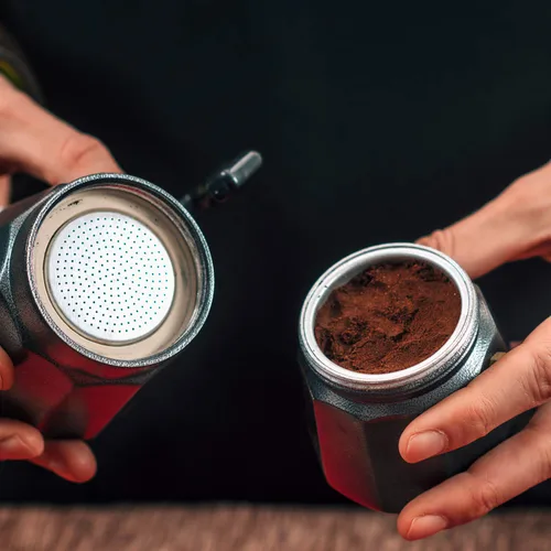 Miniatura 6 de Moka Express - Kit de embudo de repuesto, 3 paquetes de sellos de junta, 1 embudo de acero inoxidable con 1 filtro inoxidable (6 tazas)