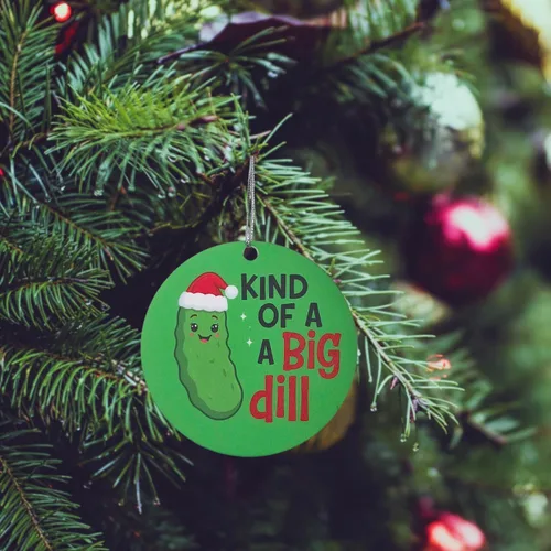 Miniatura 3 de Adornos divertidos: novedad "Kind of a Big Dill" para compañeros de trabajo, intercambio de elefantes blancos y humor para adultos