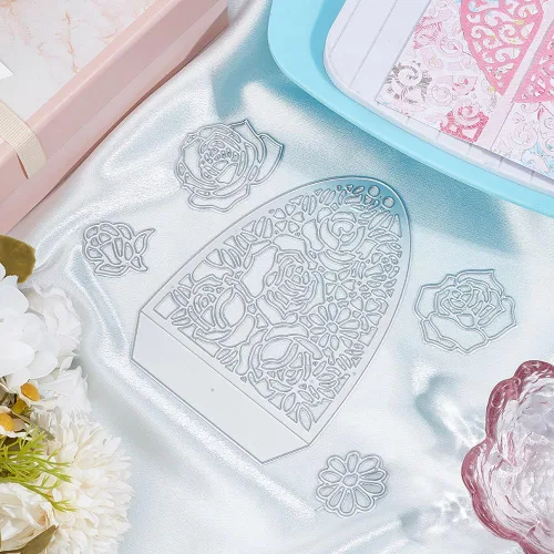 Miniatura 8 de INFUNLY Caja de dulces troquelada rosa 3D caja de regalo de corte de metal troquelado de flores DIY Navidad caja de regalo decorativa para boda