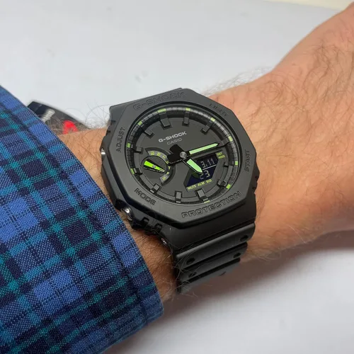 Miniatura 3 de G-Shock GA2100-1A3 - Reloj neón con acento color verde NegroVerde Digital