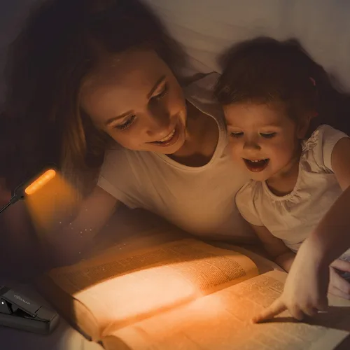 Miniatura 6 de VAVOFO Luz de lectura recargable ámbar, luz de libro con bloqueo de luz azul, 7 LED para el cuidado de los ojos, 9 colores, 9 brillos con clip