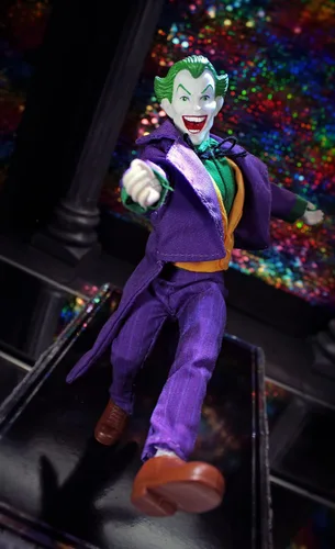 Miniatura 11 de DC Comics - Figura de acción de The Joker de 8 pulgadas