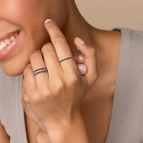 Miniatura 2 de ChicSilver Anillo apilable personalizado de plata de ley 925 con circonita cúbica de 0.079 pulgadas, anillo de compromiso de eternidad para mujer