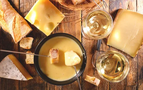 Miniatura 6 de Swiss Knight Cheese Fondue L'Originale, 14 onzas, auténtica fondue de queso suizo, sin OMG, naturalmente sin lactosa y sin gluten, producto de Suiza