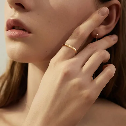 Miniatura 3 de YeGieonr - Anillo hecho a mano con flores, declaración minimalista y grabado botánico, joyería personalizable y delicada para mujeres y niñas