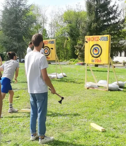 Miniatura 5 de Hachas de lanzamiento, paquete de 2 Tomahawks de 16.2 pulgadas de acero de alto carbono y mango de madera, para recreación y competencia