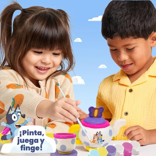 Miniatura 2 de Juego de té Bluey Paint & Play, juego de madera de 6 piezas, personalizable con pintura y calcomanías, 2 coronas portátiles, juguetes divertidos