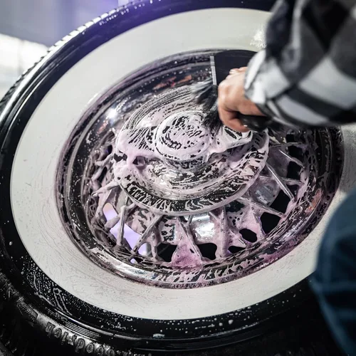 Miniatura 5 de Turtle Wax X Mister Cartoon 54251 - Limpiador para todas las ruedas, elimina los contaminantes de la superficie, el polvo de los frenos y el óxido