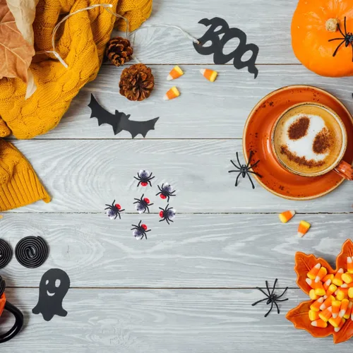 Miniatura 8 de 50 mini moscas de plástico: pequeñas moscas realistas para trucos de broma, broma de utilería de Halloween para fiestas de inocentes de abril