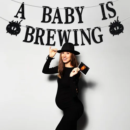 Miniatura 4 de Cartel con texto en inglés "A Baby is Brewing", tema de Halloween, primer cumpleaños, baby shower, revelación de género, celebración de embarazo