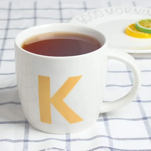 Miniatura 5 de ZaH Taza de café de 16 onzas, taza de cerámica del alfabeto ABC para mujeres, hombres, niños y niñas, decoración del hogar, taza inicial A-Z (A)
