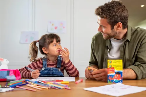 Miniatura 7 de MÖLLER'S Omega 3 cápsulas, aceite de pescado natural Omega3 para niños con DHA y EPA, sin gluten, lactosa o azúcar añadido y fácil de masticar