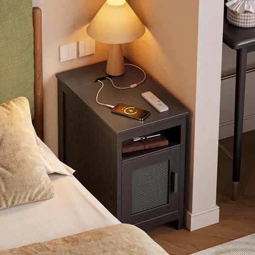 Miniatura 5 de Huuger Mesita de noche estrecha, mesa auxiliar con estación de carga, puerto USB-C, mesa auxiliar de ratán con gabinete y estante abierto, ratán
